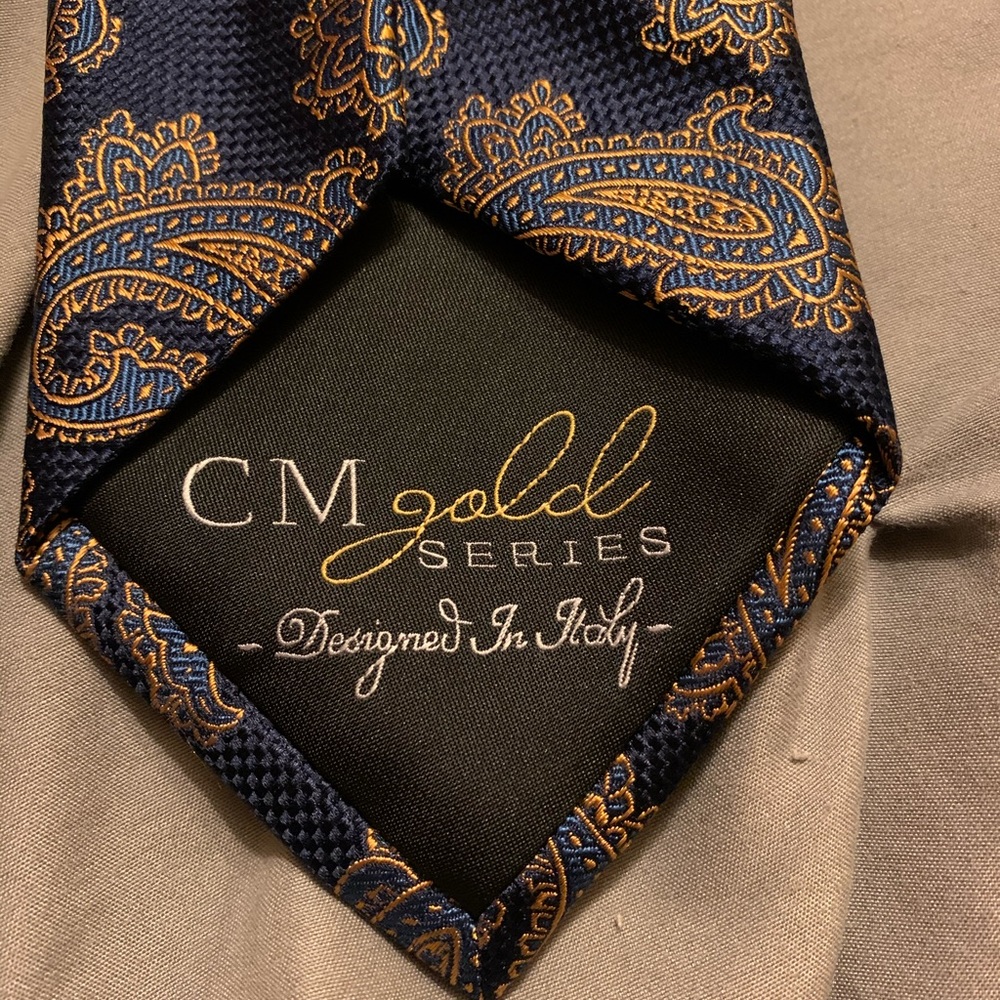 CM Gold Series 100% Silk Necktie